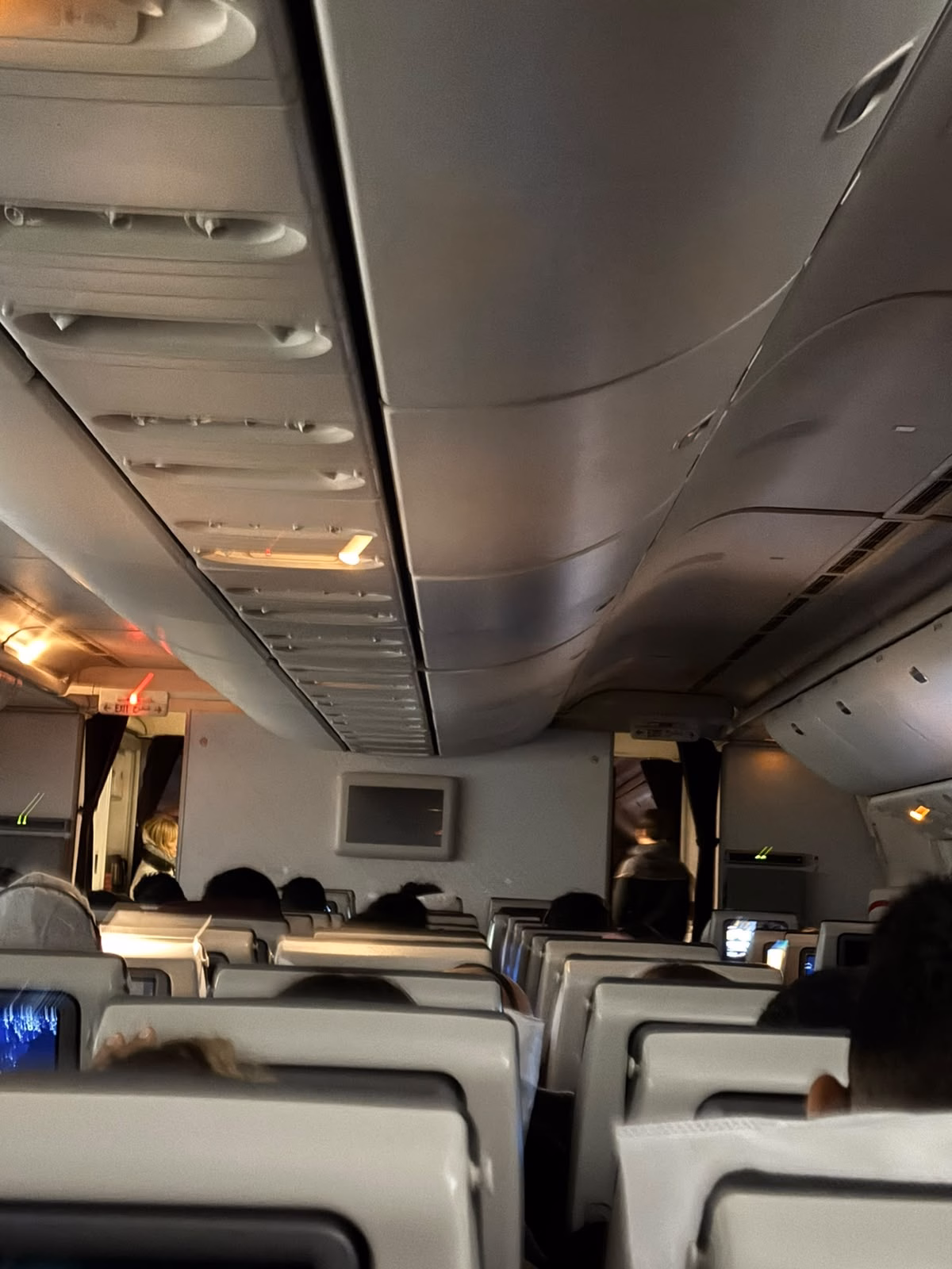 Aeronave é confortável para o padrão de econômica