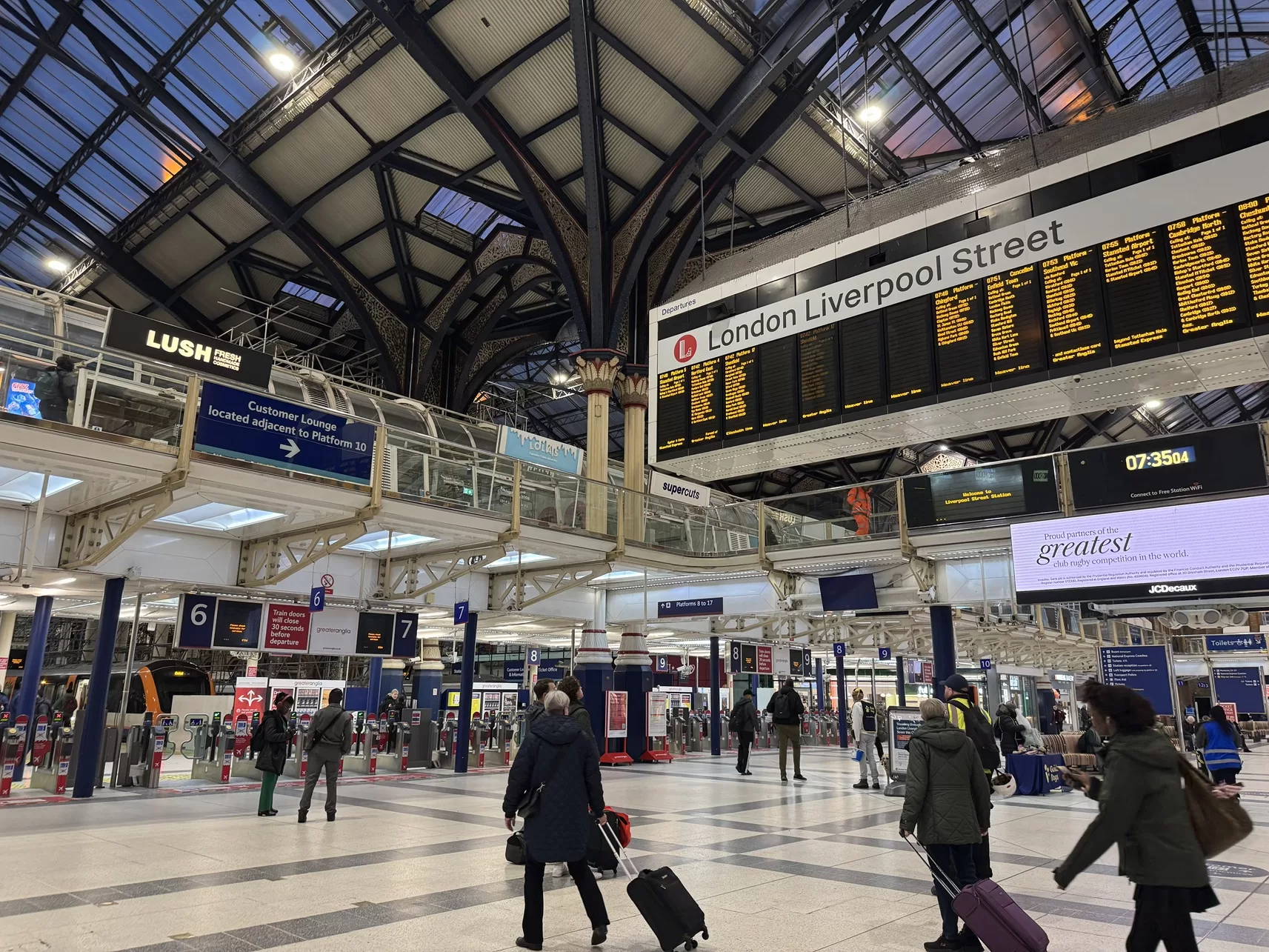 London Liverpool Street: estação de trem em Londres