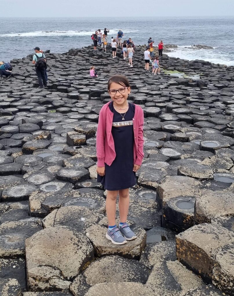 Rochas do Giant's Causeway impressionam por seu formato
