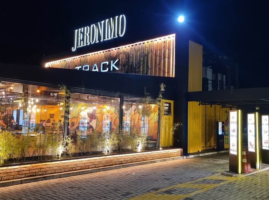 Jeronimio Track na Rodovia Carvalho Pinto