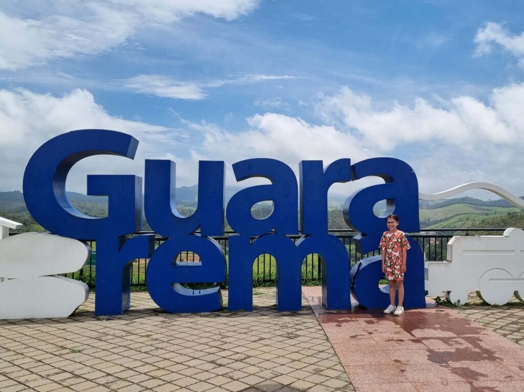 Mirante de Guararema tem vista linda da cidade