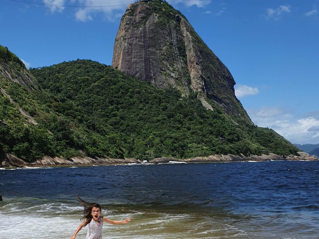 Praias do Rio de Janeiro surpreendem pela beleza