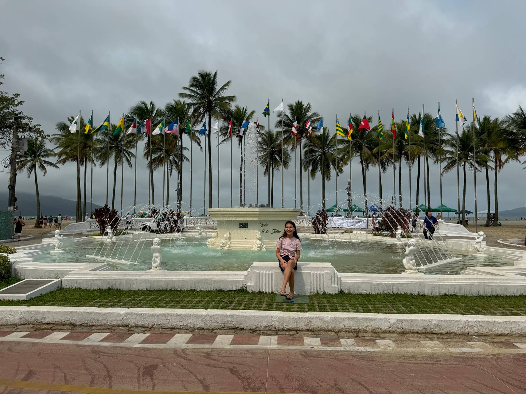 Praia do Gonzaga é uma das favoritas dos turistas