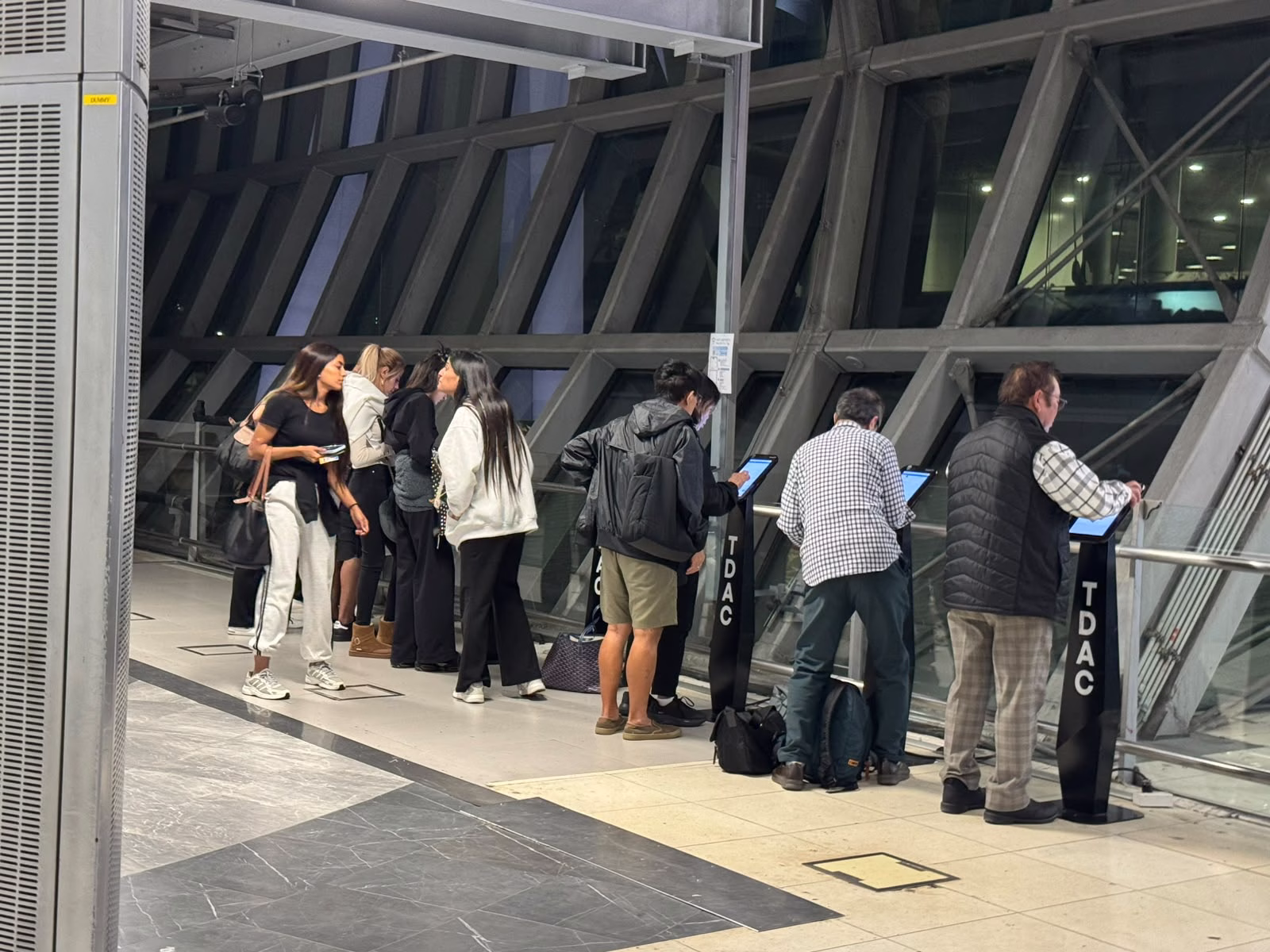 Você pode preencher o TDAC nos totens no aeroporto 